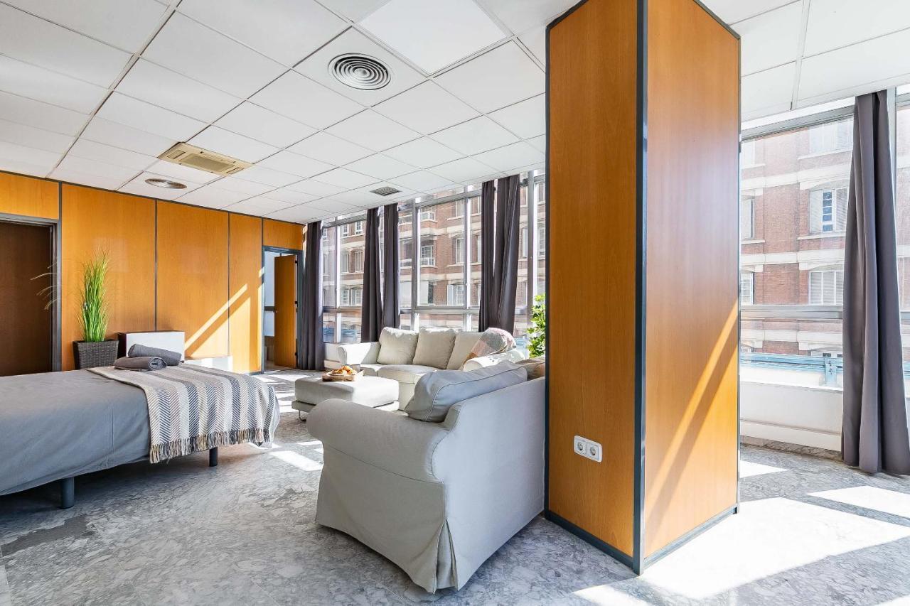 Grand Soho Ofihouse Malaga Apartment Bagian luar foto