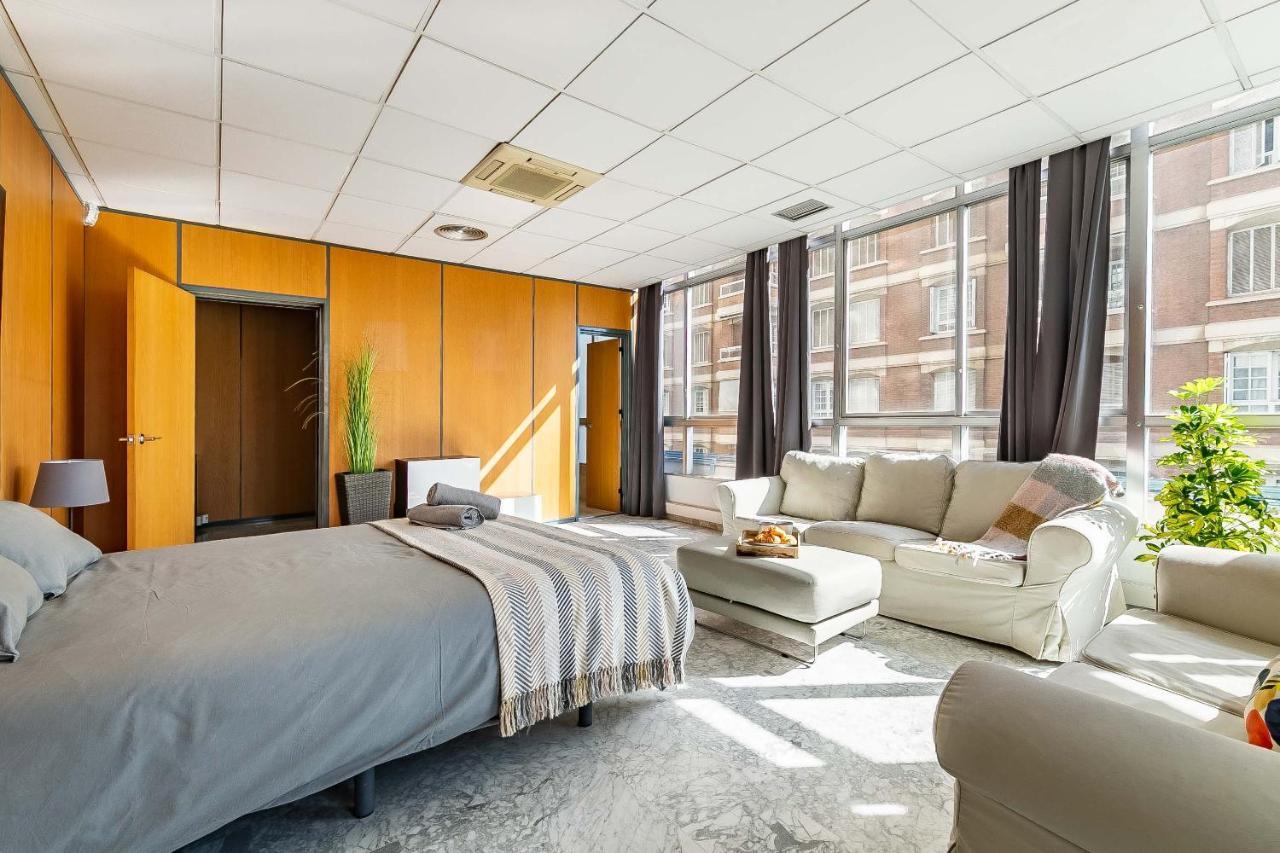 Grand Soho Ofihouse Malaga Apartment Bagian luar foto