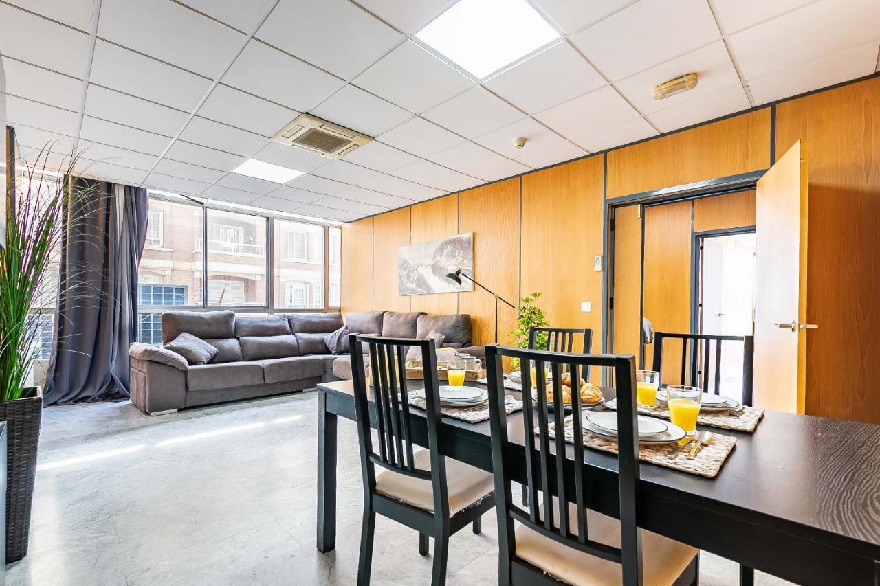 Grand Soho Ofihouse Malaga Apartment Bagian luar foto